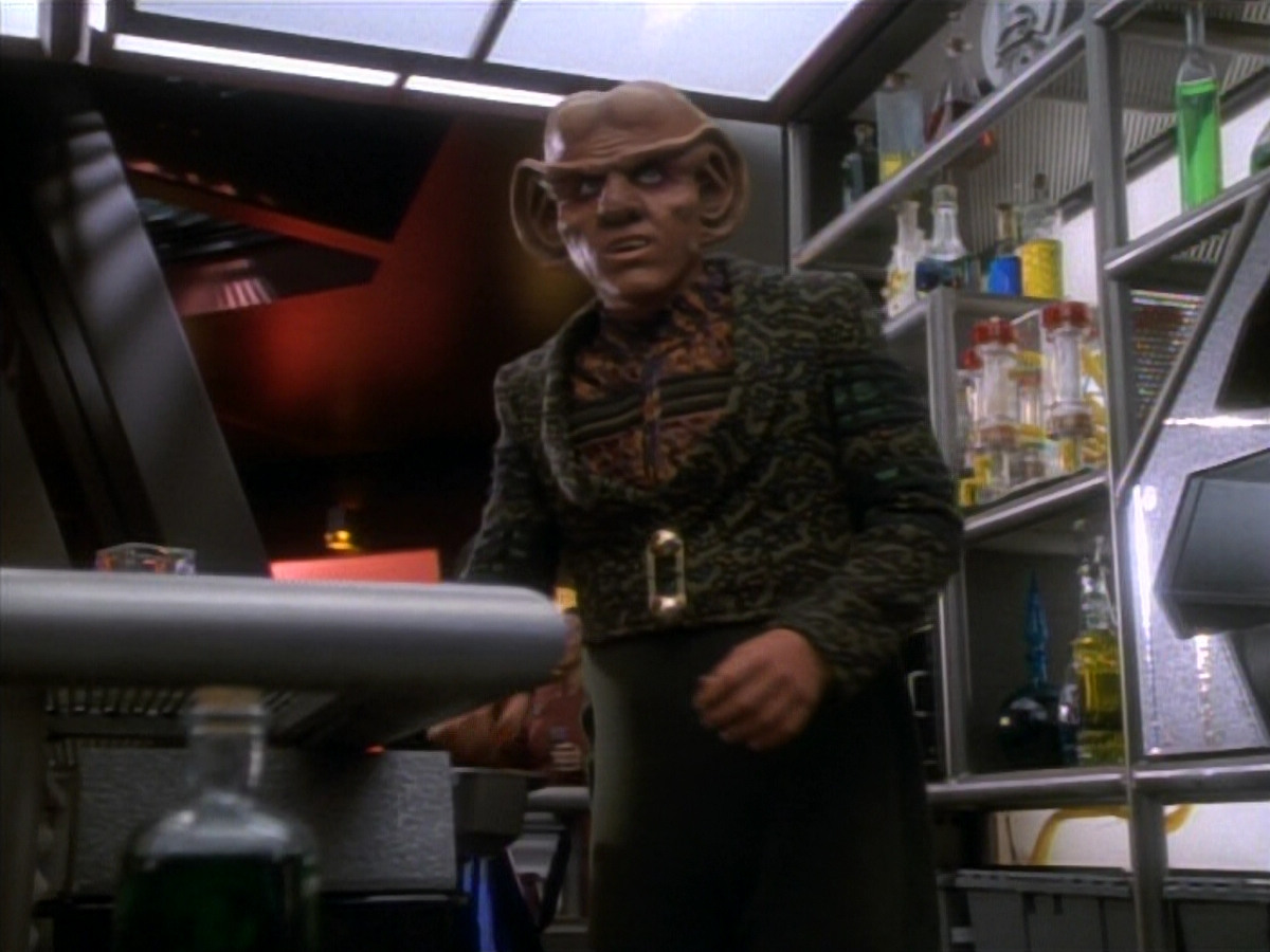 extant_StarTrekDS9_1x15-Progress_03330.jpg