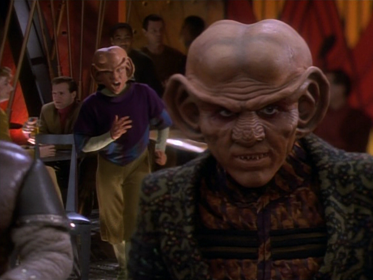 extant_StarTrekDS9_1x15-Progress_03349.jpg