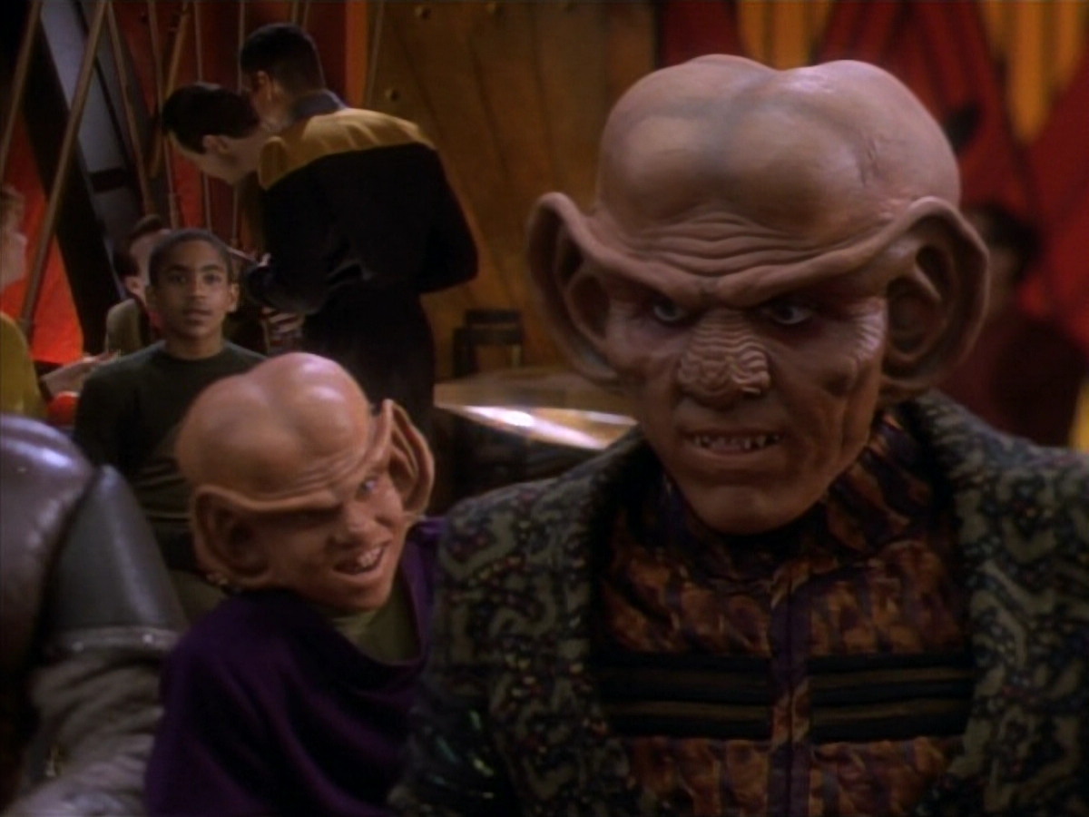 extant_StarTrekDS9_1x15-Progress_03367.jpg
