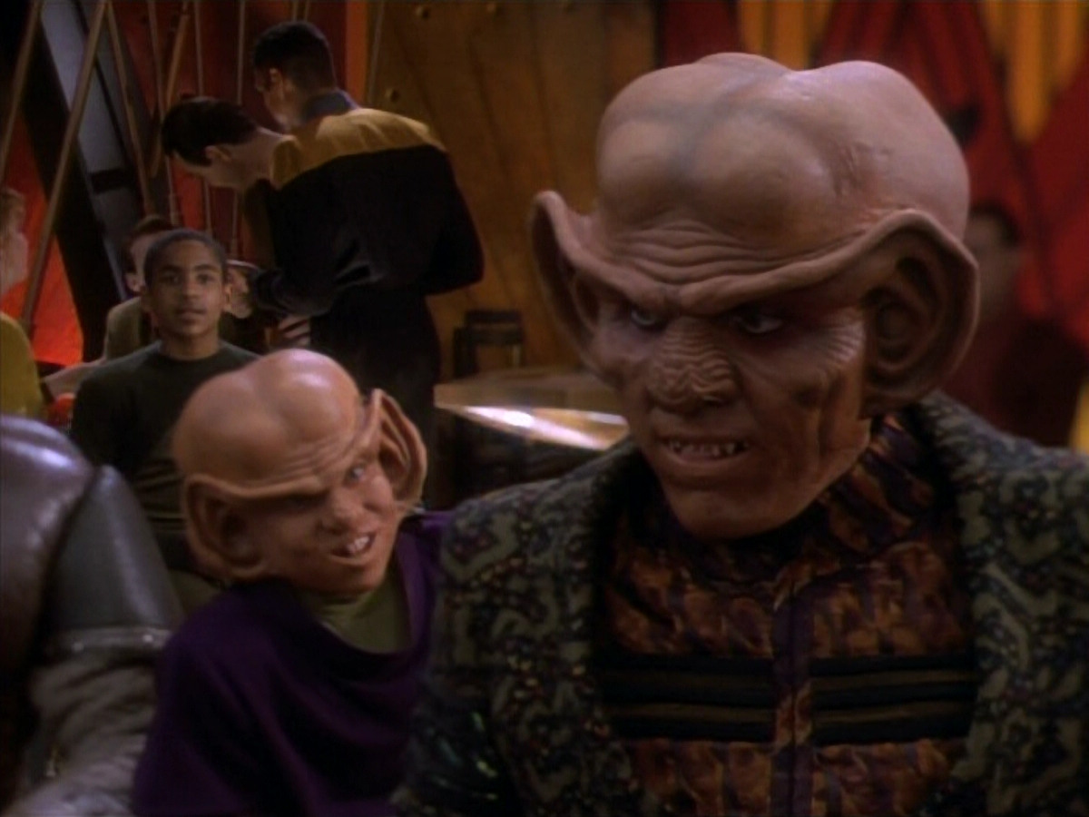 extant_StarTrekDS9_1x15-Progress_03368.jpg