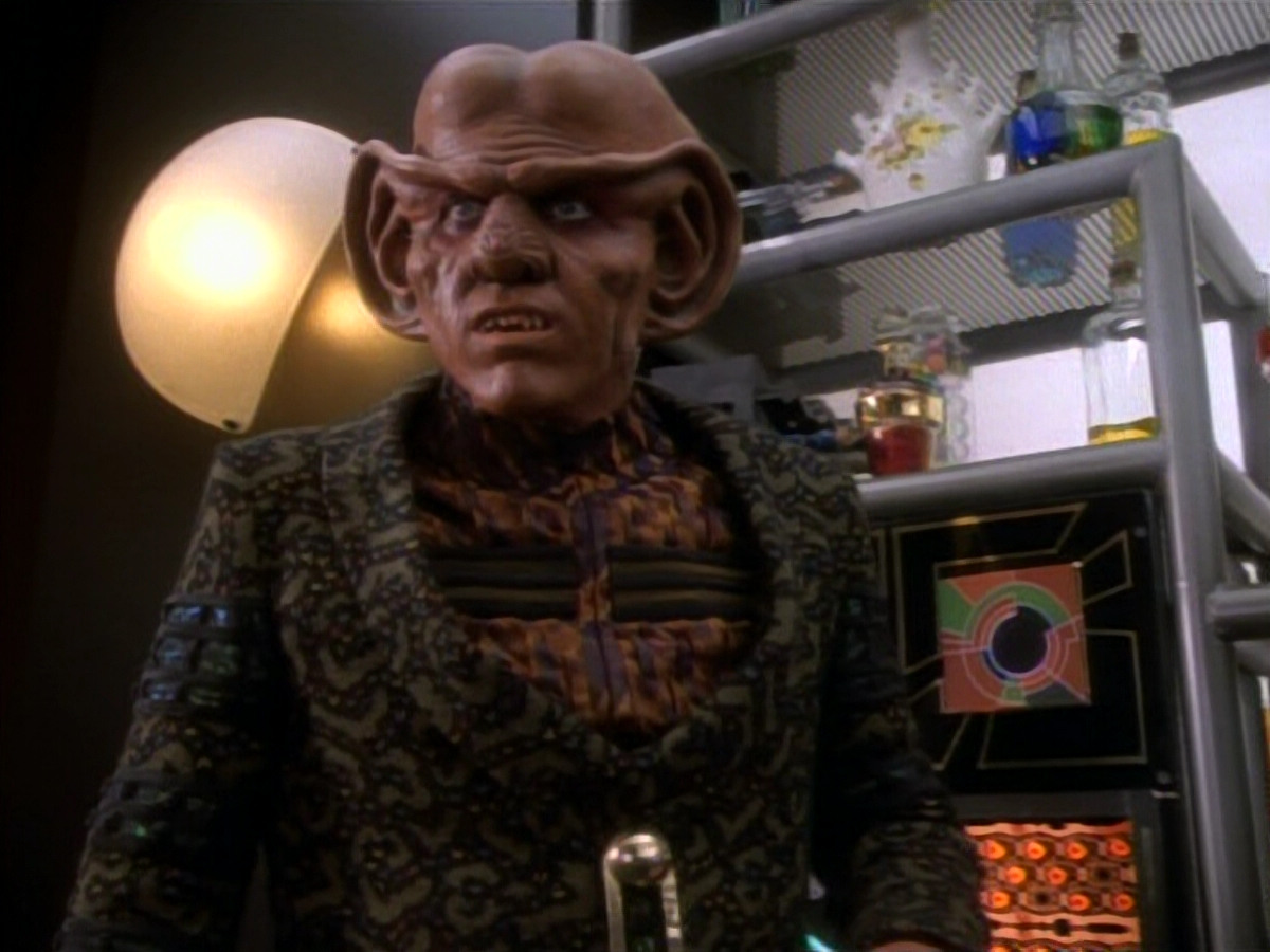 extant_StarTrekDS9_1x15-Progress_03381.jpg