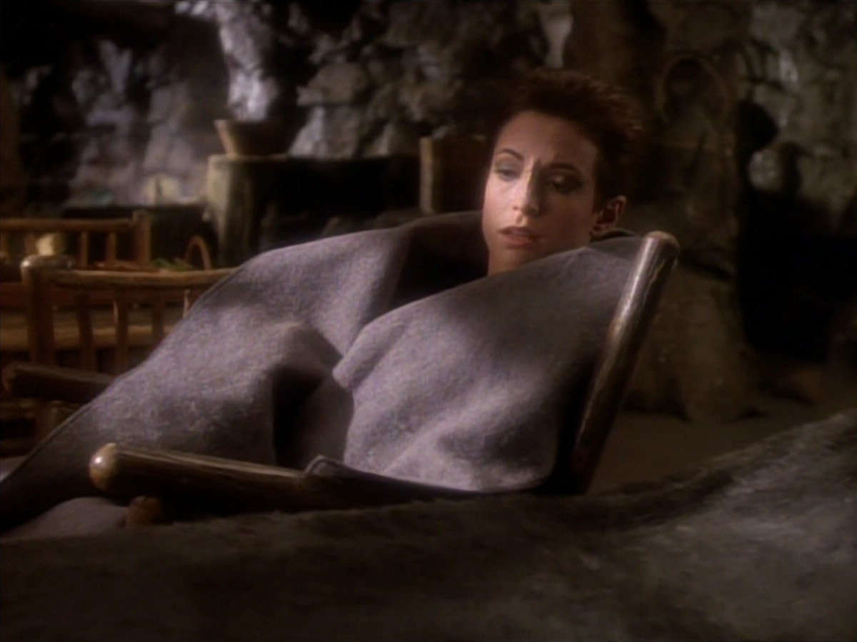 extant_StarTrekDS9_1x15-Progress_03408.jpg