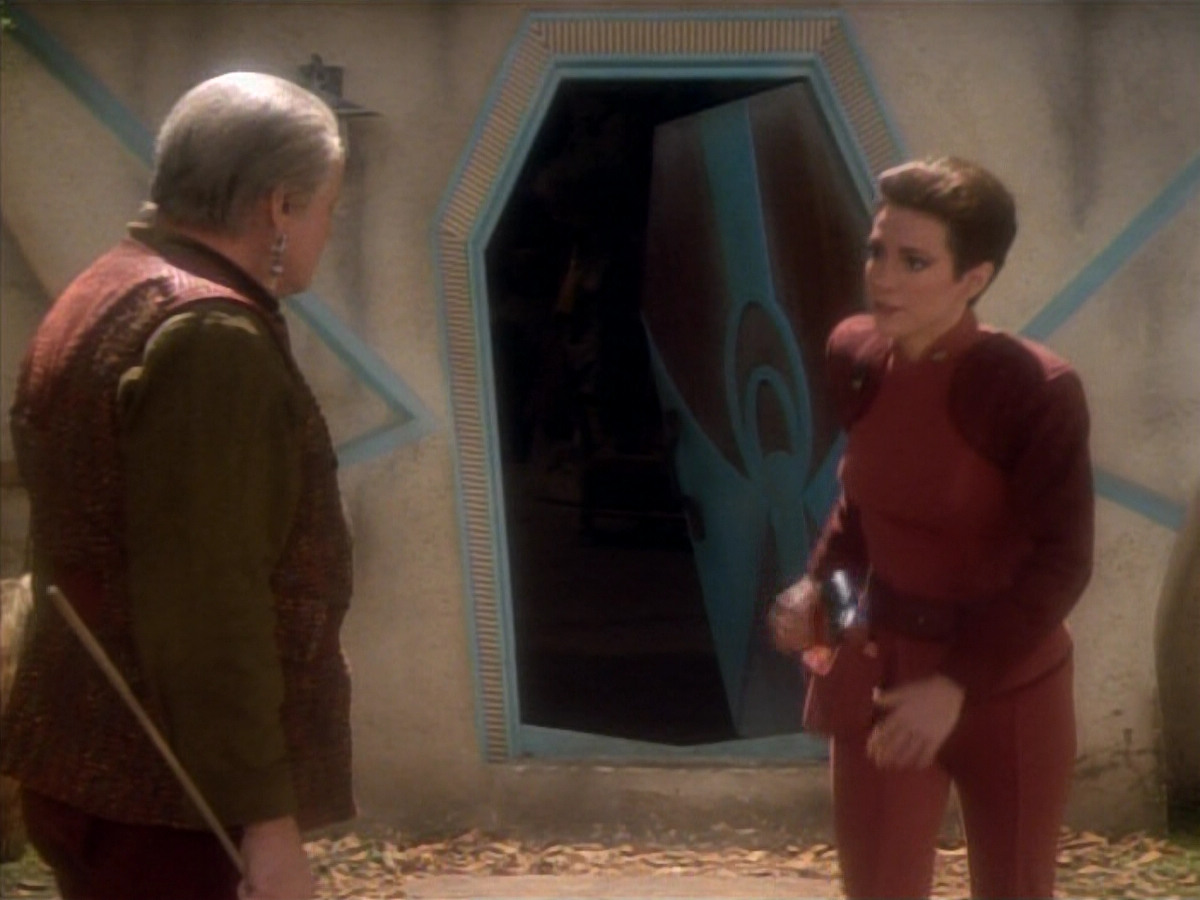 extant_StarTrekDS9_1x15-Progress_03633.jpg