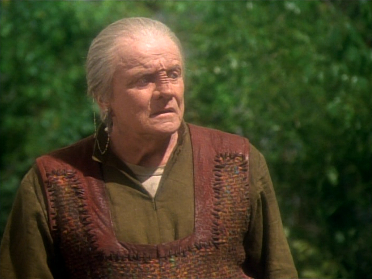 extant_StarTrekDS9_1x15-Progress_03673.jpg