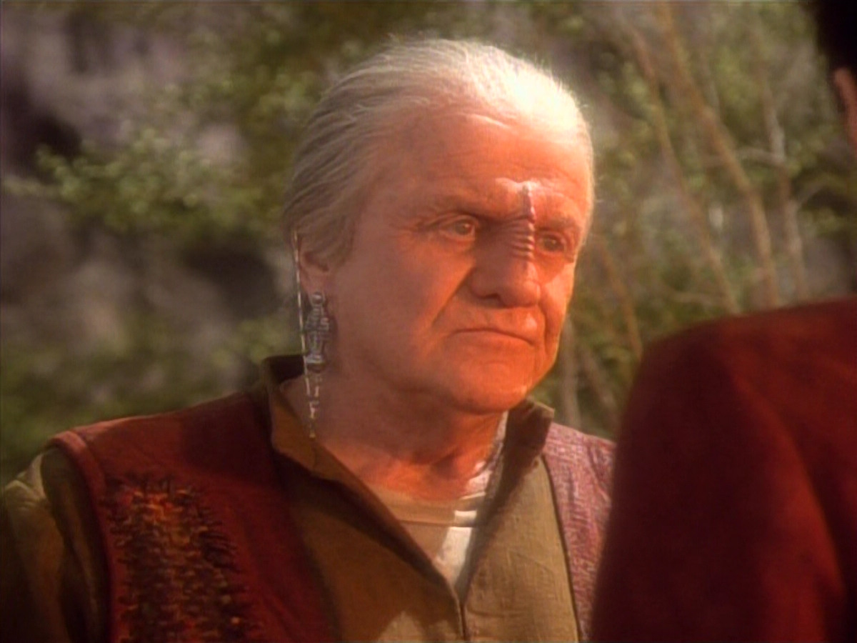 extant_StarTrekDS9_1x15-Progress_03702.jpg