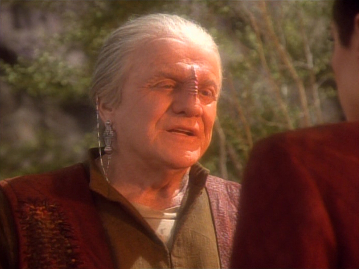 extant_StarTrekDS9_1x15-Progress_03737.jpg