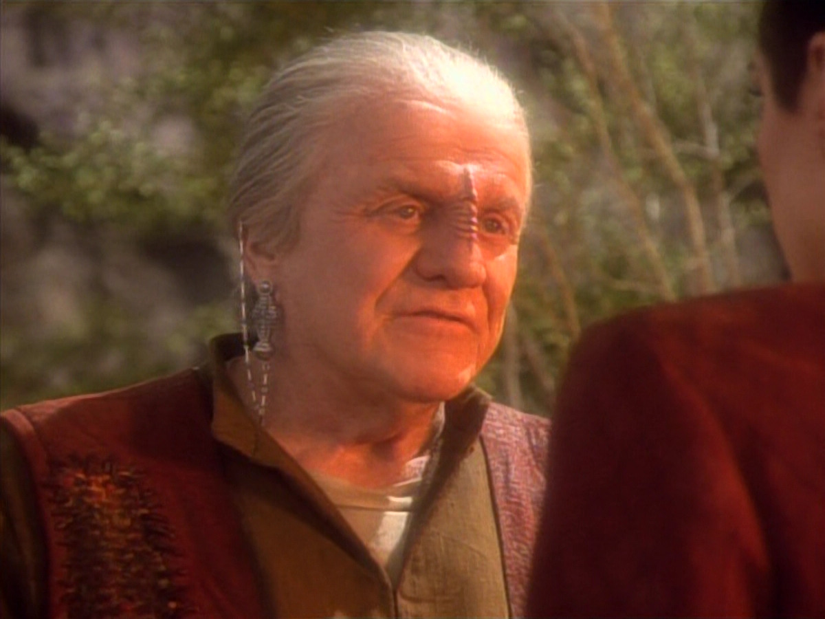 extant_StarTrekDS9_1x15-Progress_03738.jpg