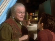 extant_StarTrekDS9_1x15-Progress_00547.jpg