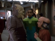 extant_StarTrekDS9_1x15-Progress_00682.jpg