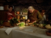 extant_StarTrekDS9_1x15-Progress_00817.jpg