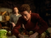 extant_StarTrekDS9_1x15-Progress_00863.jpg