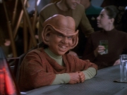 extant_StarTrekDS9_1x15-Progress_01187.jpg