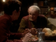 extant_StarTrekDS9_1x15-Progress_01239.jpg