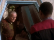 extant_StarTrekDS9_1x15-Progress_02682.jpg