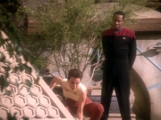 extant_StarTrekDS9_1x15-Progress_02808.jpg