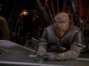 extant_StarTrekDS9_1x15-Progress_03281.jpg