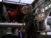 extant_StarTrekDS9_1x15-Progress_03326.jpg