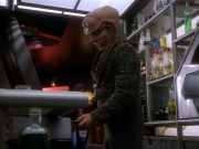 extant_StarTrekDS9_1x15-Progress_03328.jpg