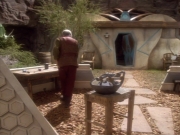 extant_StarTrekDS9_1x15-Progress_03554.jpg