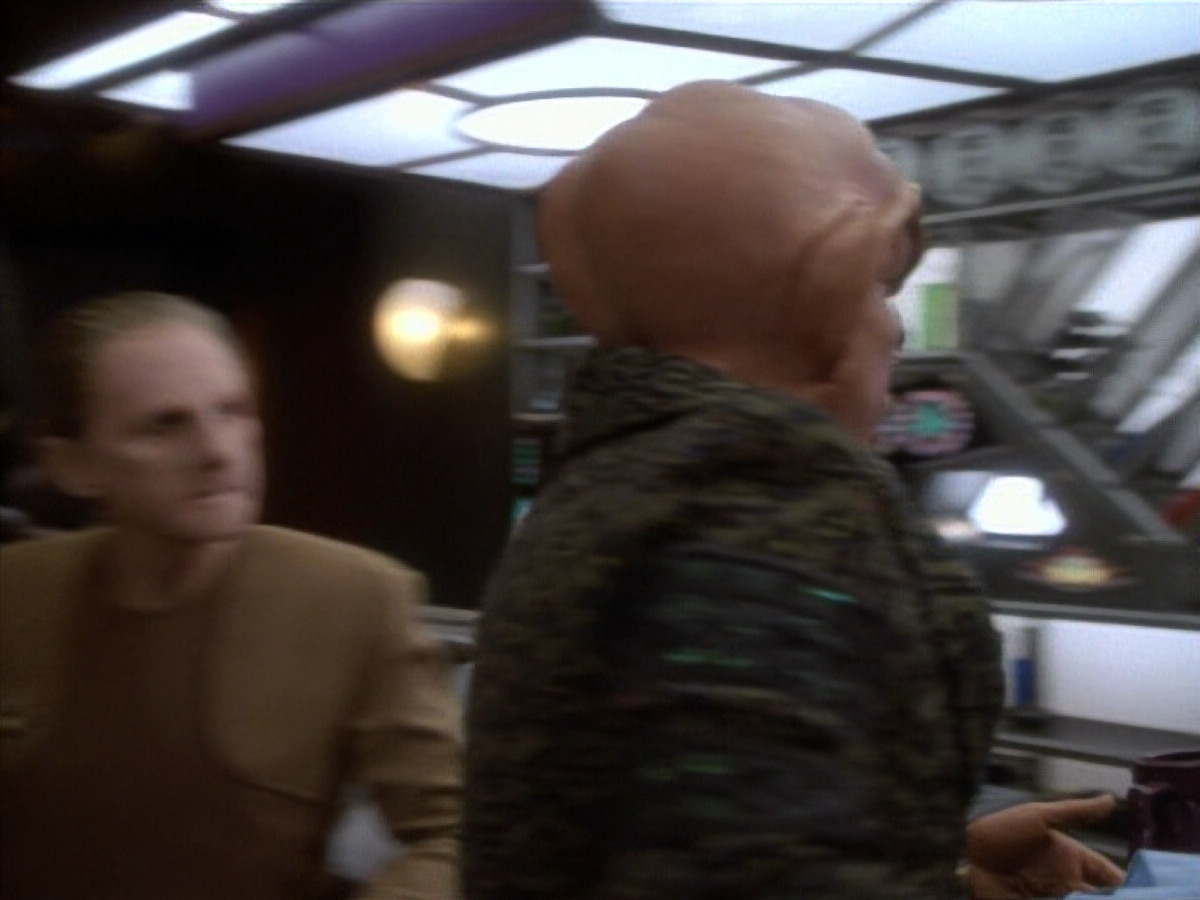 extant_StarTrekDS9_1x16-IfWishesWereHorses_00015.jpg