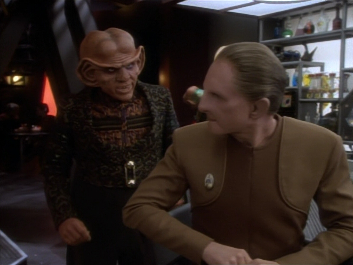 extant_StarTrekDS9_1x16-IfWishesWereHorses_00164.jpg