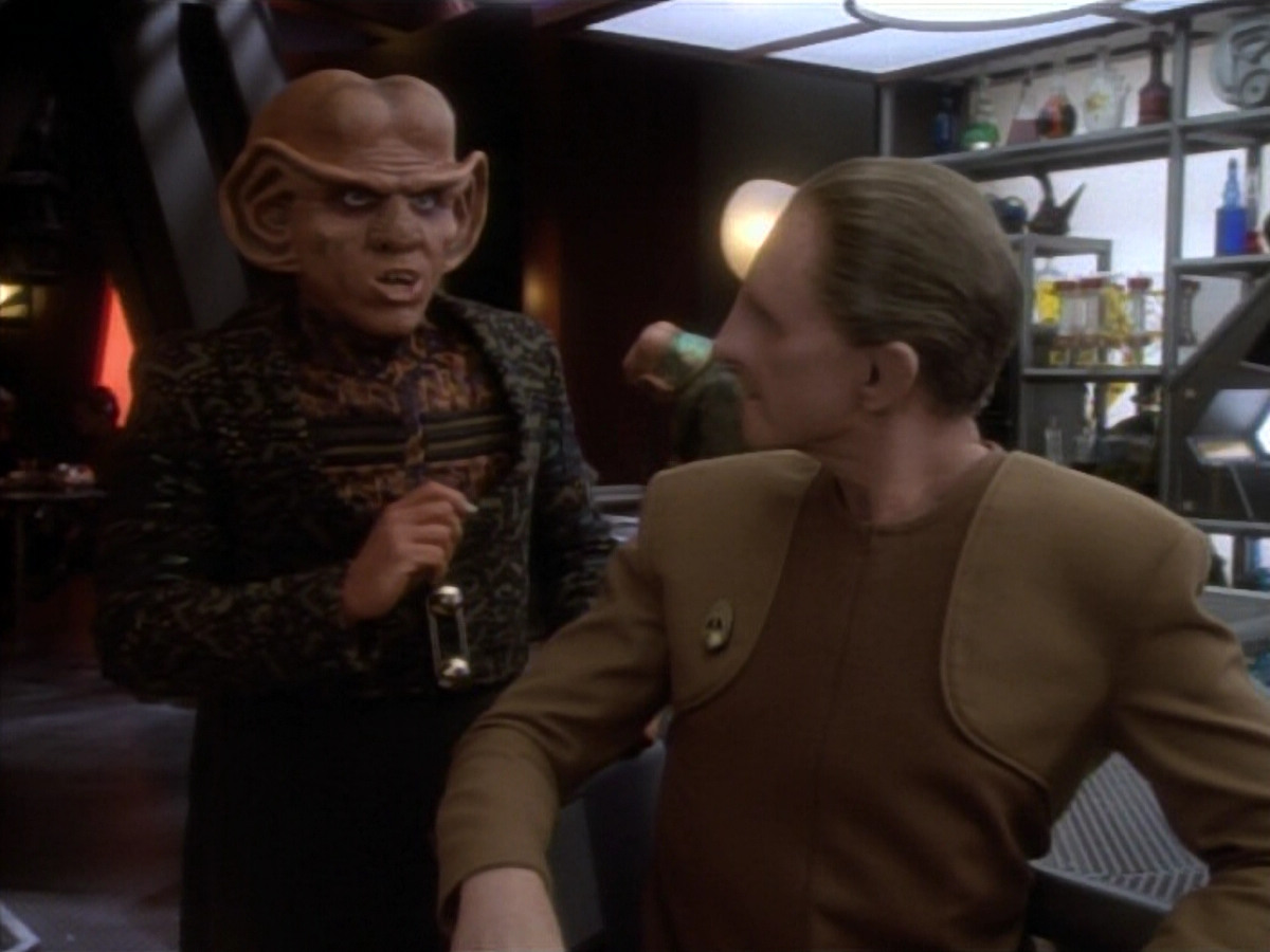 extant_StarTrekDS9_1x16-IfWishesWereHorses_00172.jpg