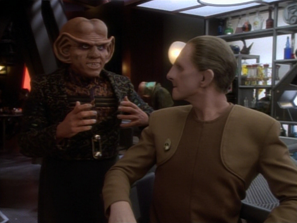 extant_StarTrekDS9_1x16-IfWishesWereHorses_00178.jpg
