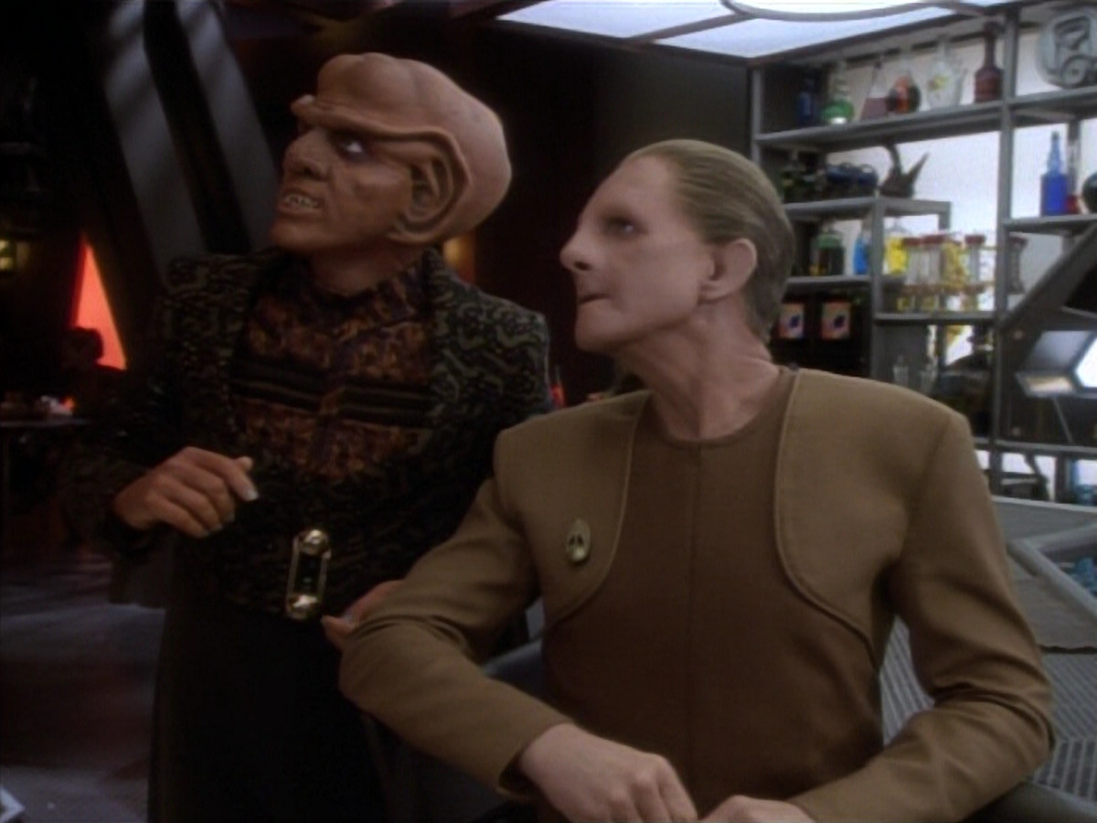 extant_StarTrekDS9_1x16-IfWishesWereHorses_00199.jpg