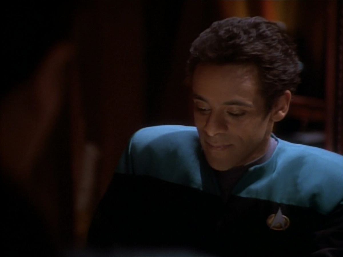 extant_StarTrekDS9_1x16-IfWishesWereHorses_00224.jpg