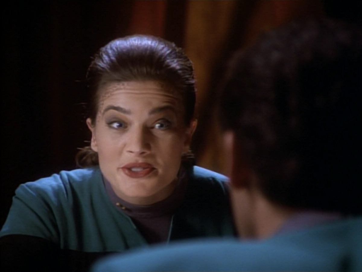 extant_StarTrekDS9_1x16-IfWishesWereHorses_00234.jpg