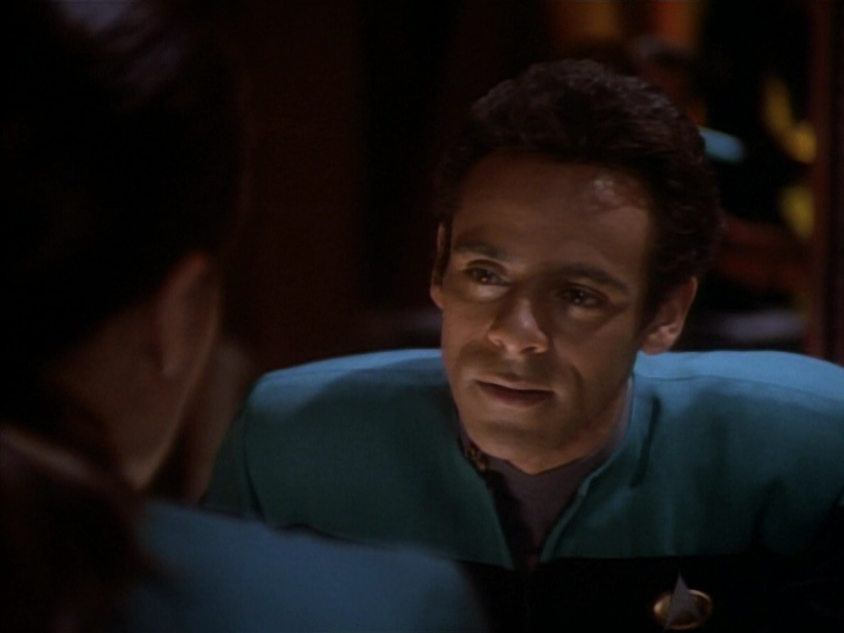 extant_StarTrekDS9_1x16-IfWishesWereHorses_00245.jpg