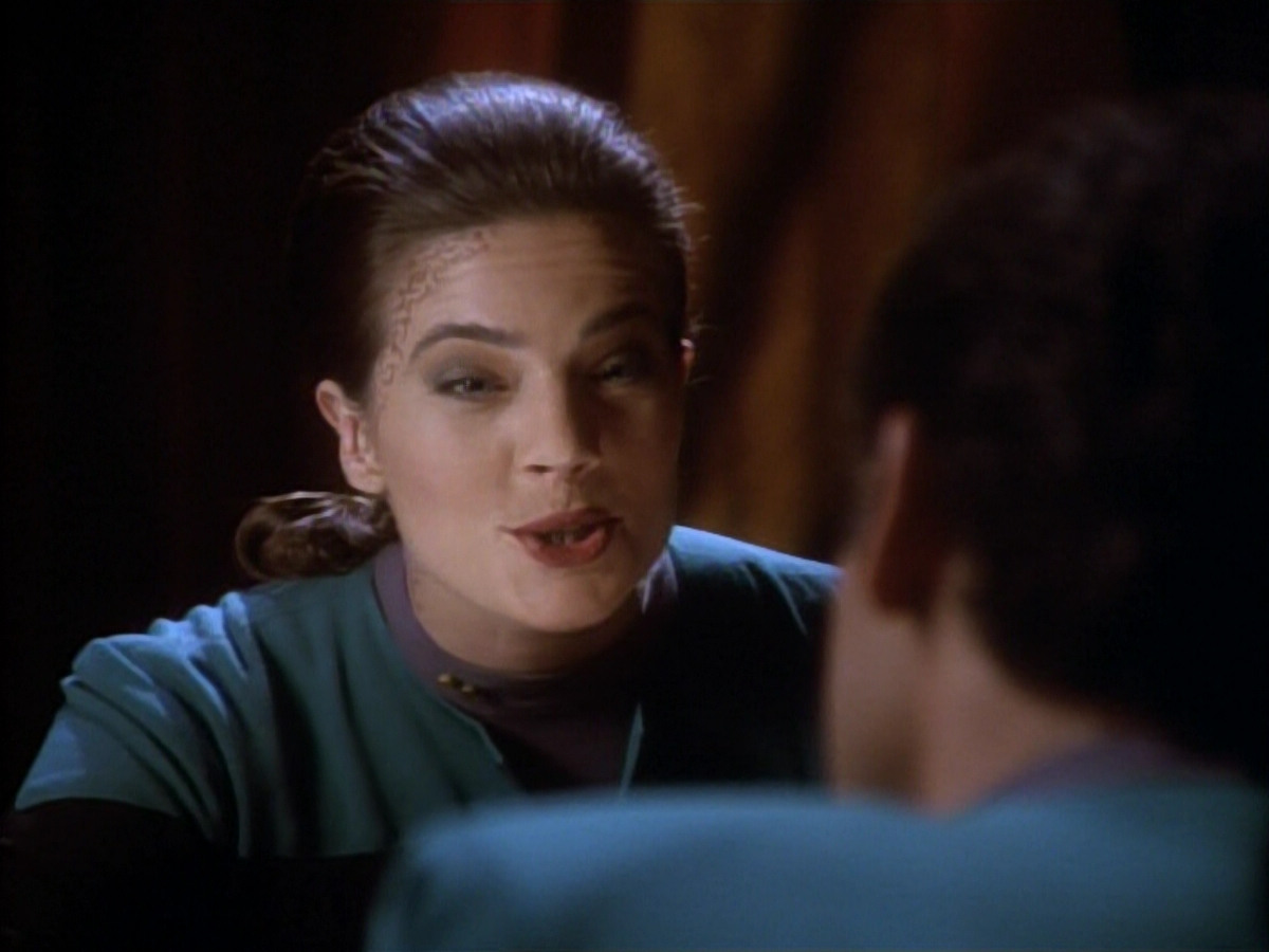 extant_StarTrekDS9_1x16-IfWishesWereHorses_00264.jpg