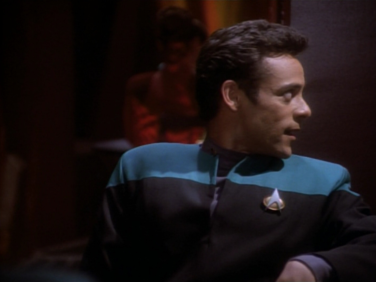 extant_StarTrekDS9_1x16-IfWishesWereHorses_00281.jpg