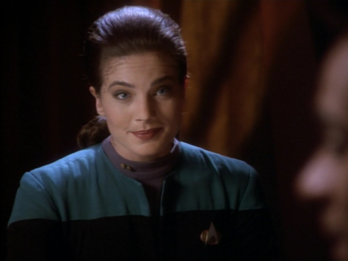 extant_StarTrekDS9_1x16-IfWishesWereHorses_00283.jpg