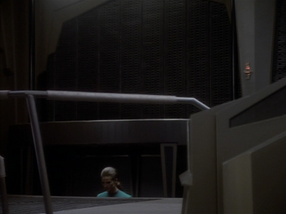 extant_StarTrekDS9_1x16-IfWishesWereHorses_00307.jpg