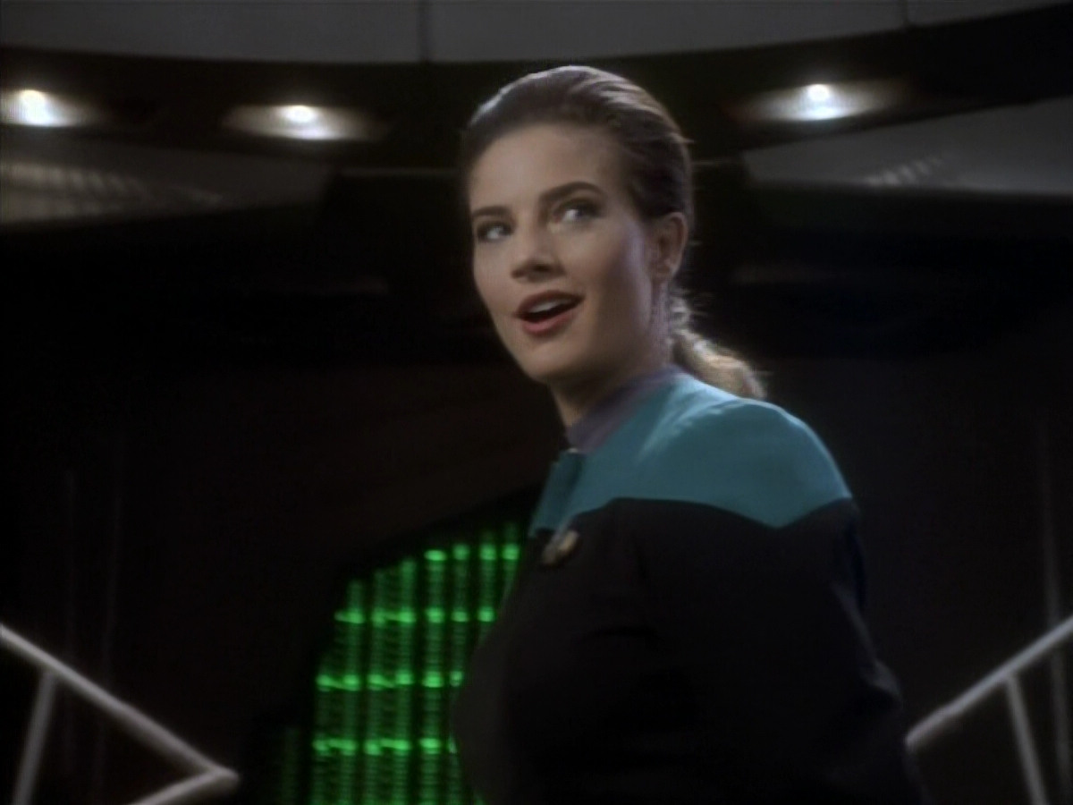 extant_StarTrekDS9_1x16-IfWishesWereHorses_00324.jpg