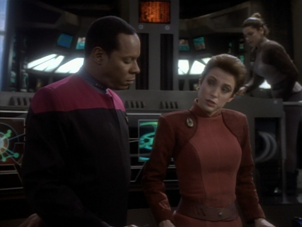 extant_StarTrekDS9_1x16-IfWishesWereHorses_00331.jpg
