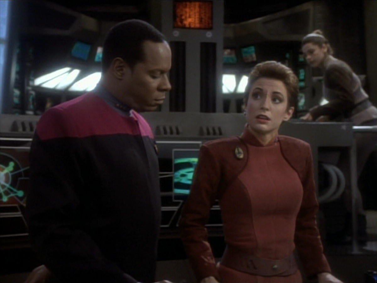 extant_StarTrekDS9_1x16-IfWishesWereHorses_00332.jpg