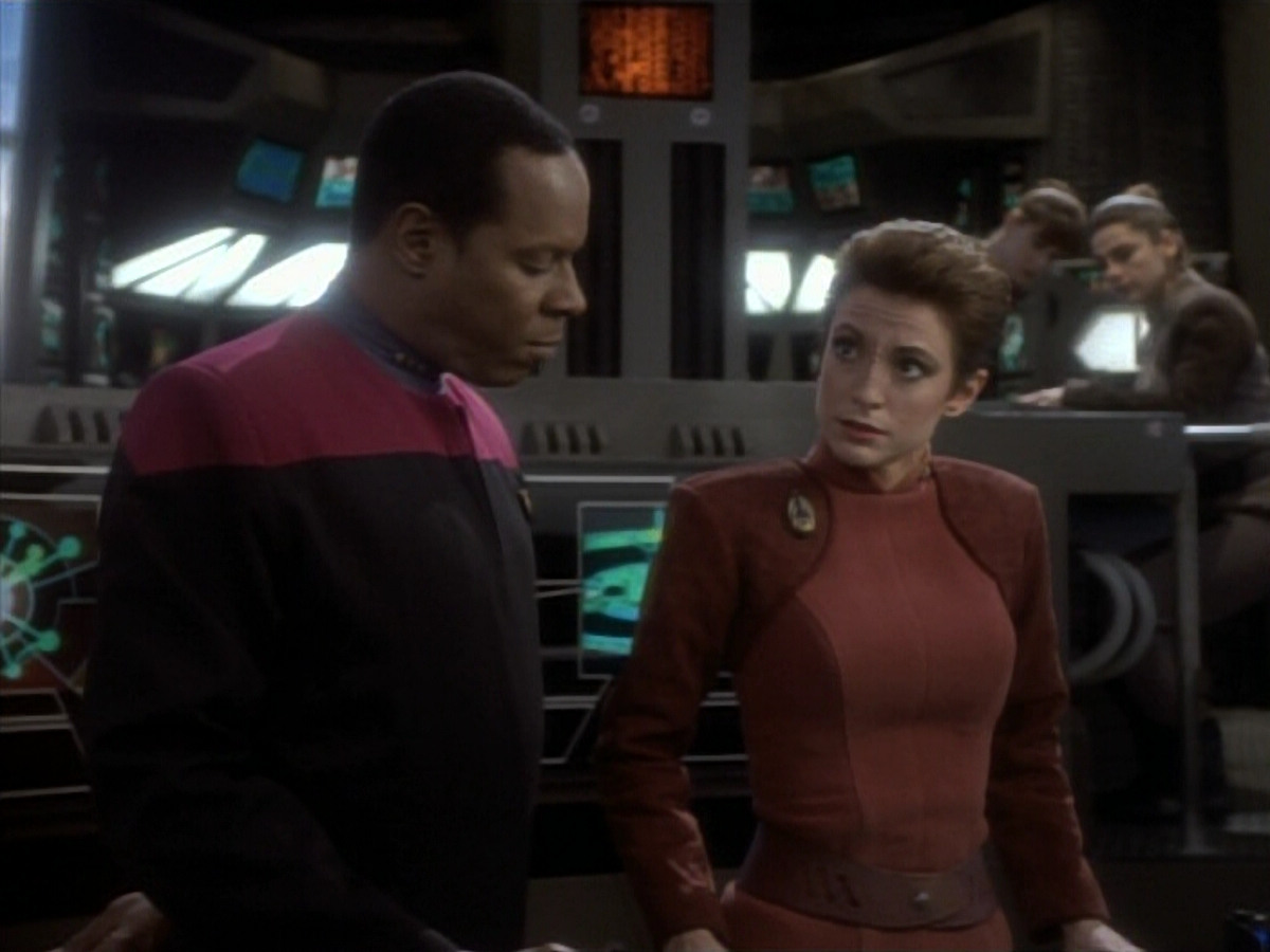 extant_StarTrekDS9_1x16-IfWishesWereHorses_00342.jpg
