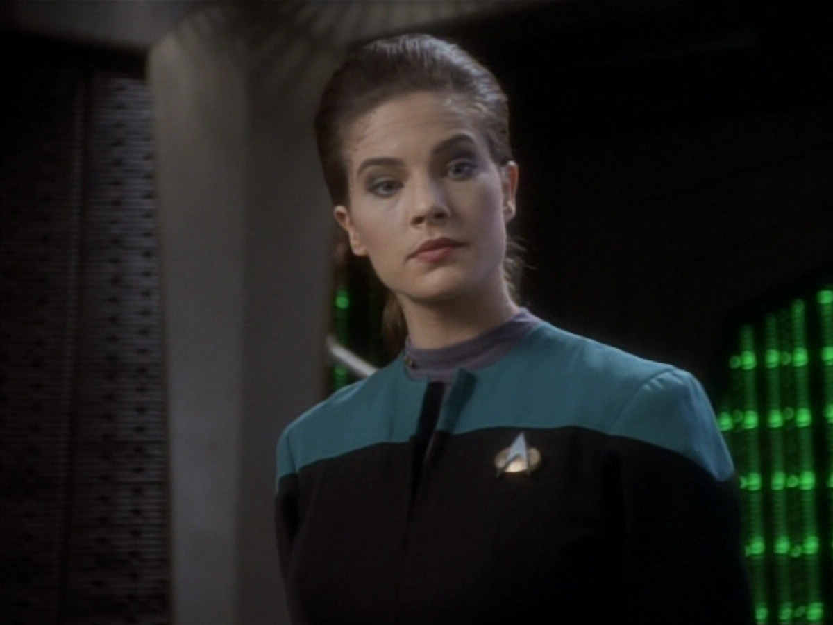 extant_StarTrekDS9_1x16-IfWishesWereHorses_00345.jpg