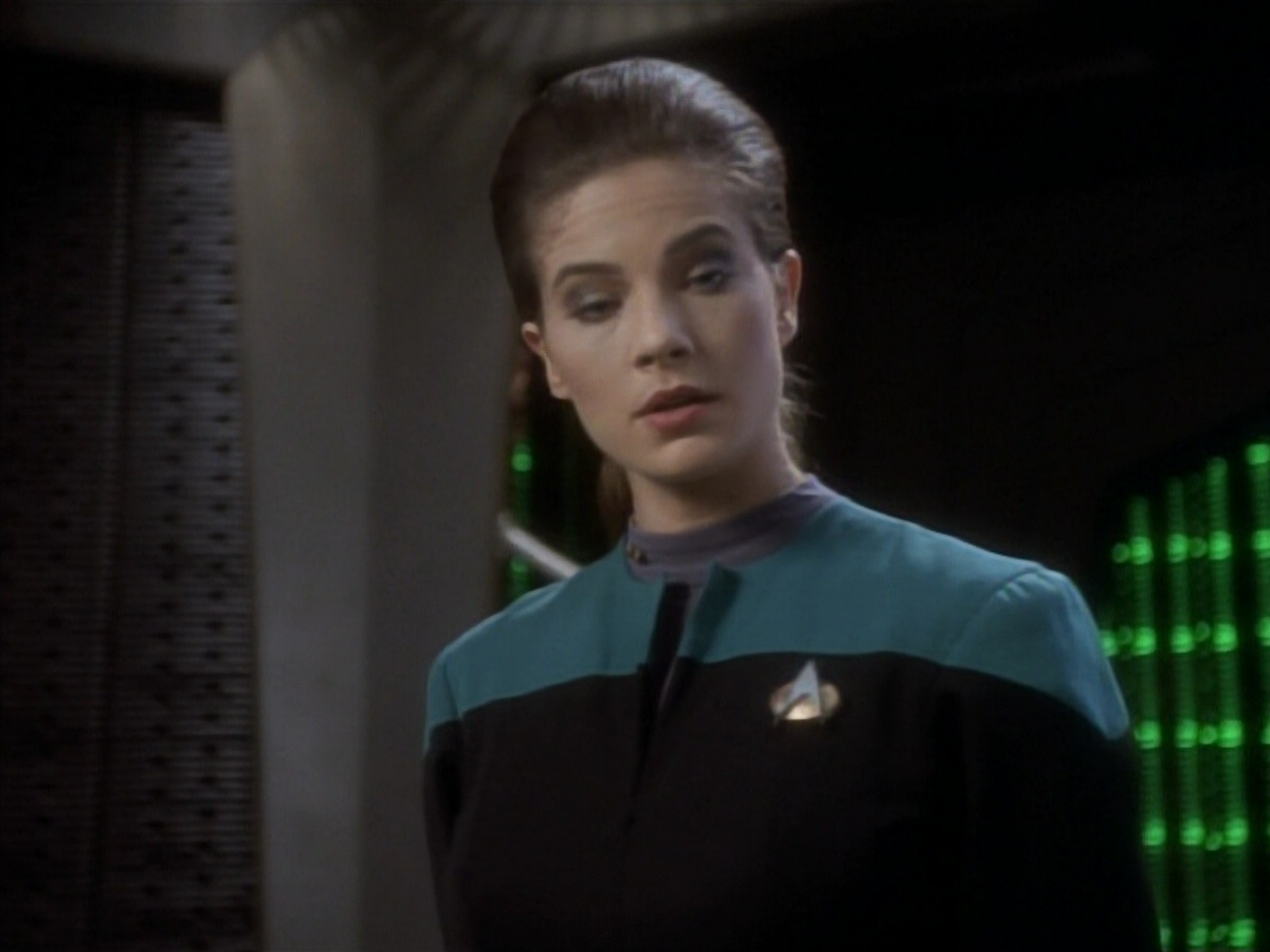 extant_StarTrekDS9_1x16-IfWishesWereHorses_00346.jpg