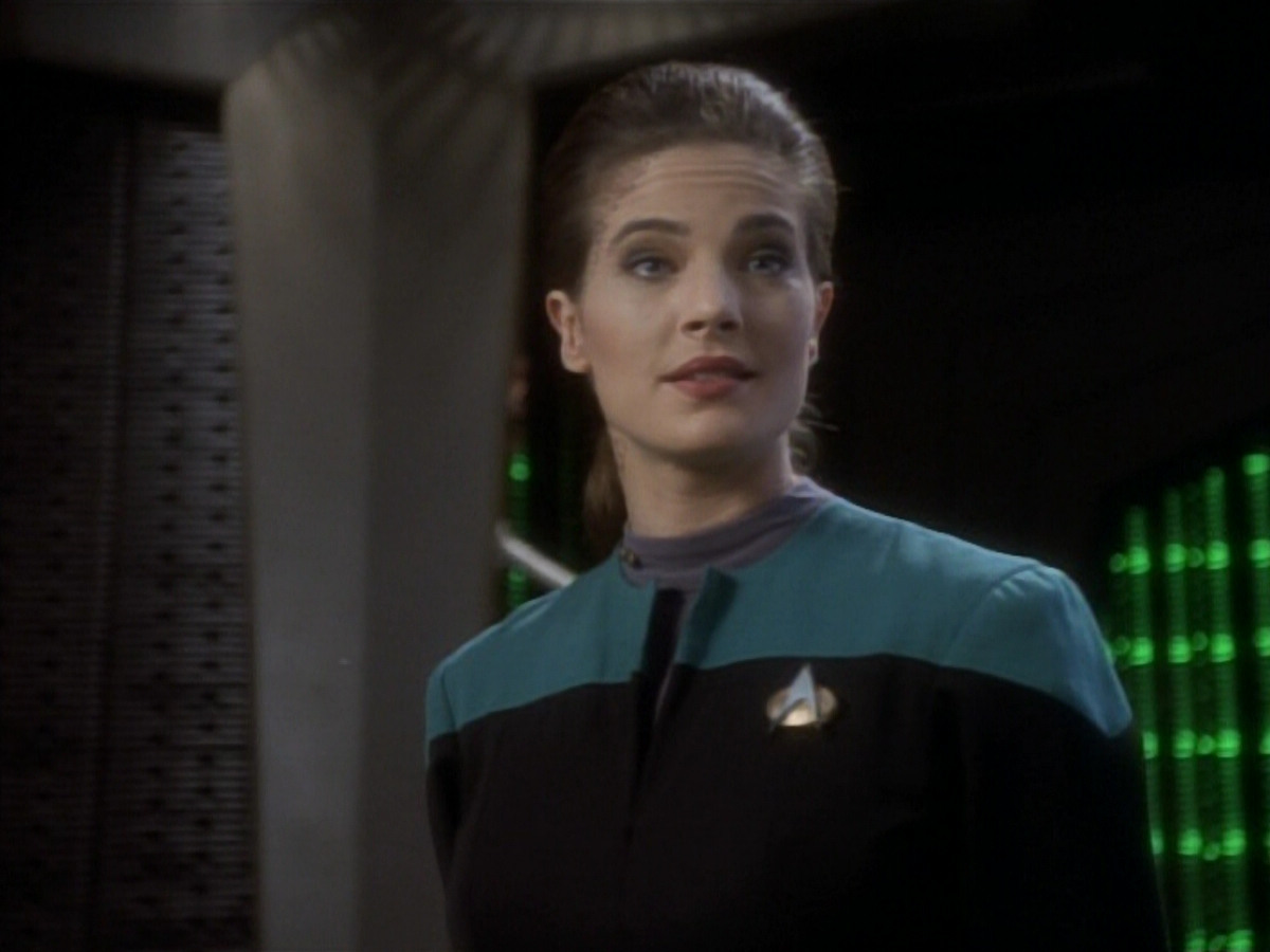 extant_StarTrekDS9_1x16-IfWishesWereHorses_00360.jpg
