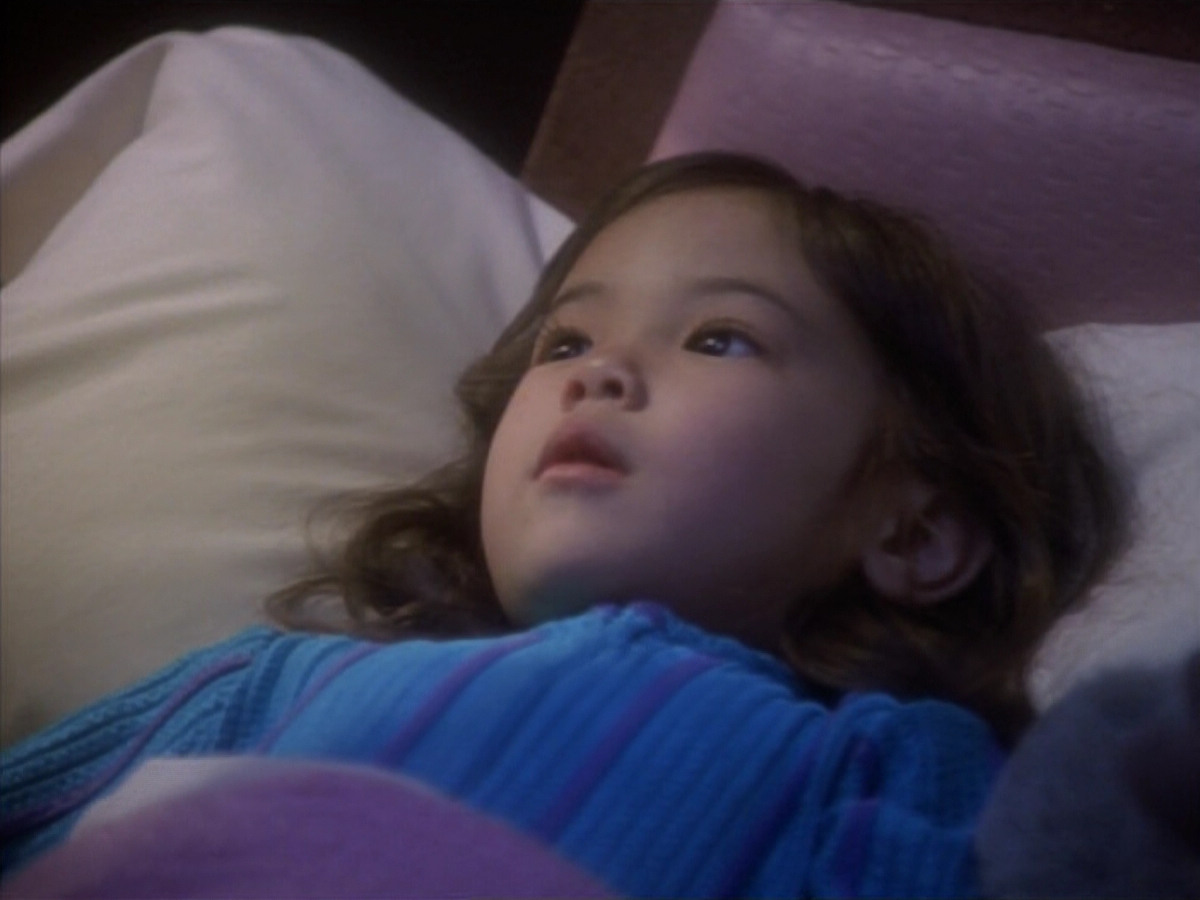 extant_StarTrekDS9_1x16-IfWishesWereHorses_00470.jpg