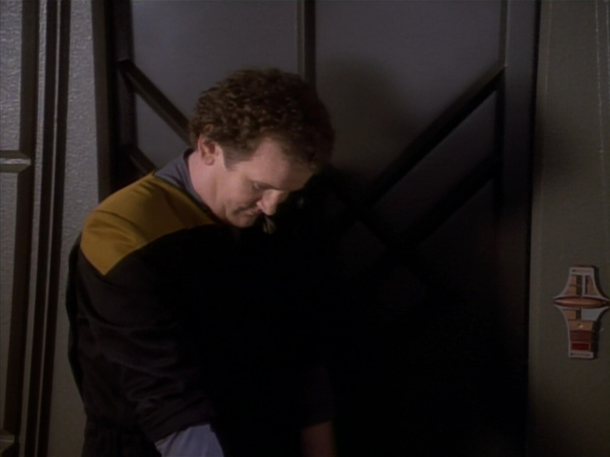 extant_StarTrekDS9_1x16-IfWishesWereHorses_00554.jpg