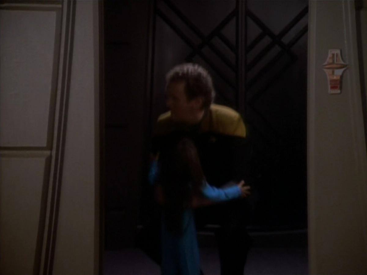 extant_StarTrekDS9_1x16-IfWishesWereHorses_00742.jpg