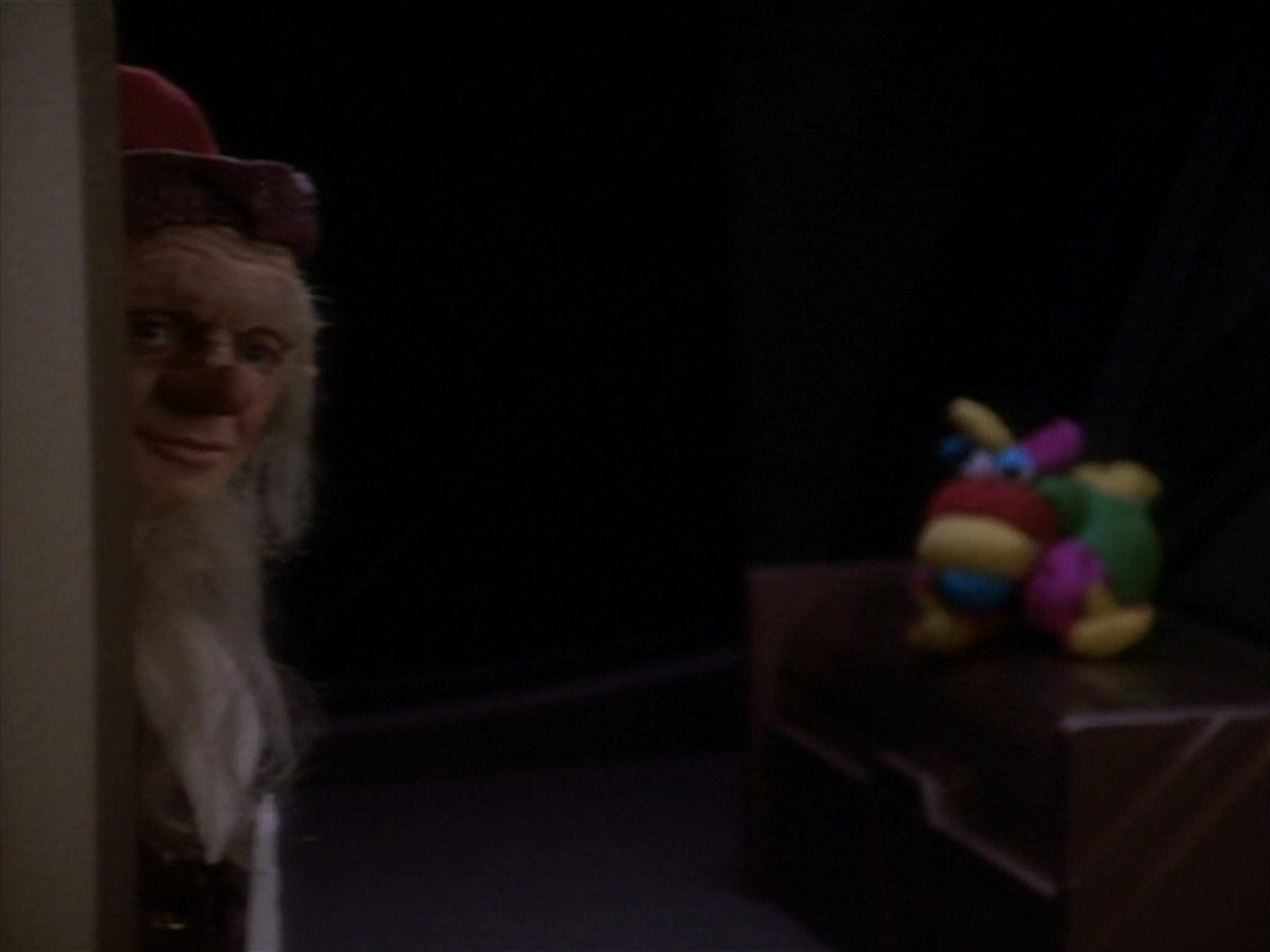 extant_StarTrekDS9_1x16-IfWishesWereHorses_00749.jpg