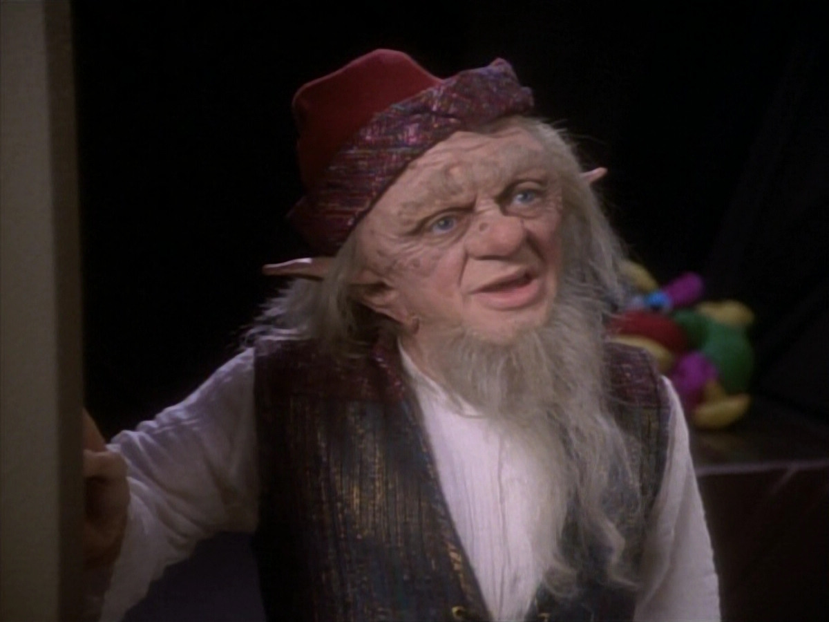 extant_StarTrekDS9_1x16-IfWishesWereHorses_00758.jpg