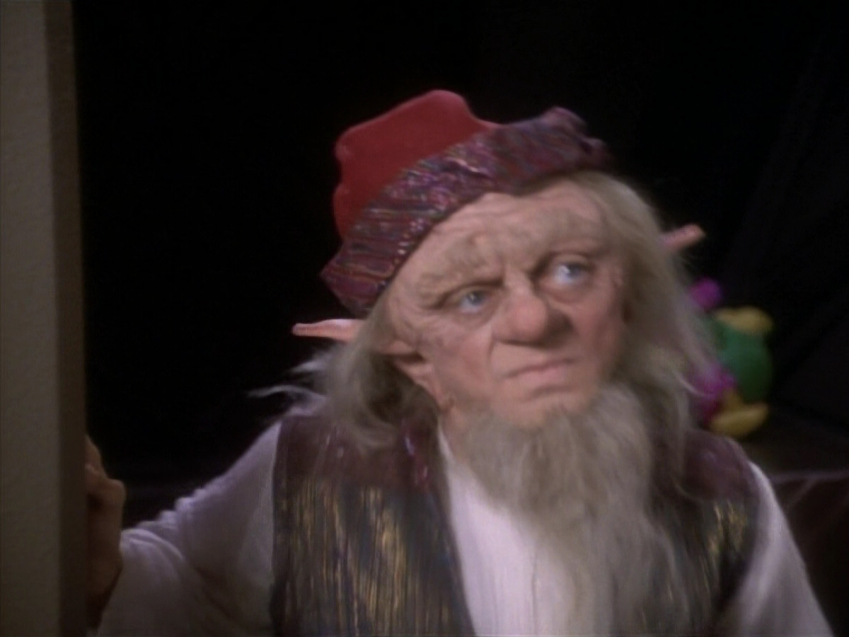extant_StarTrekDS9_1x16-IfWishesWereHorses_00765.jpg