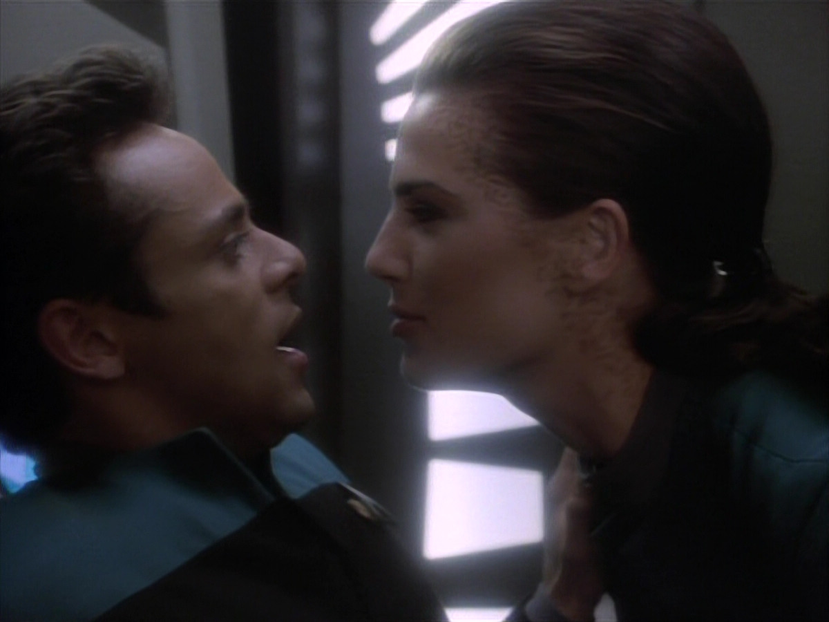 extant_StarTrekDS9_1x16-IfWishesWereHorses_01001.jpg