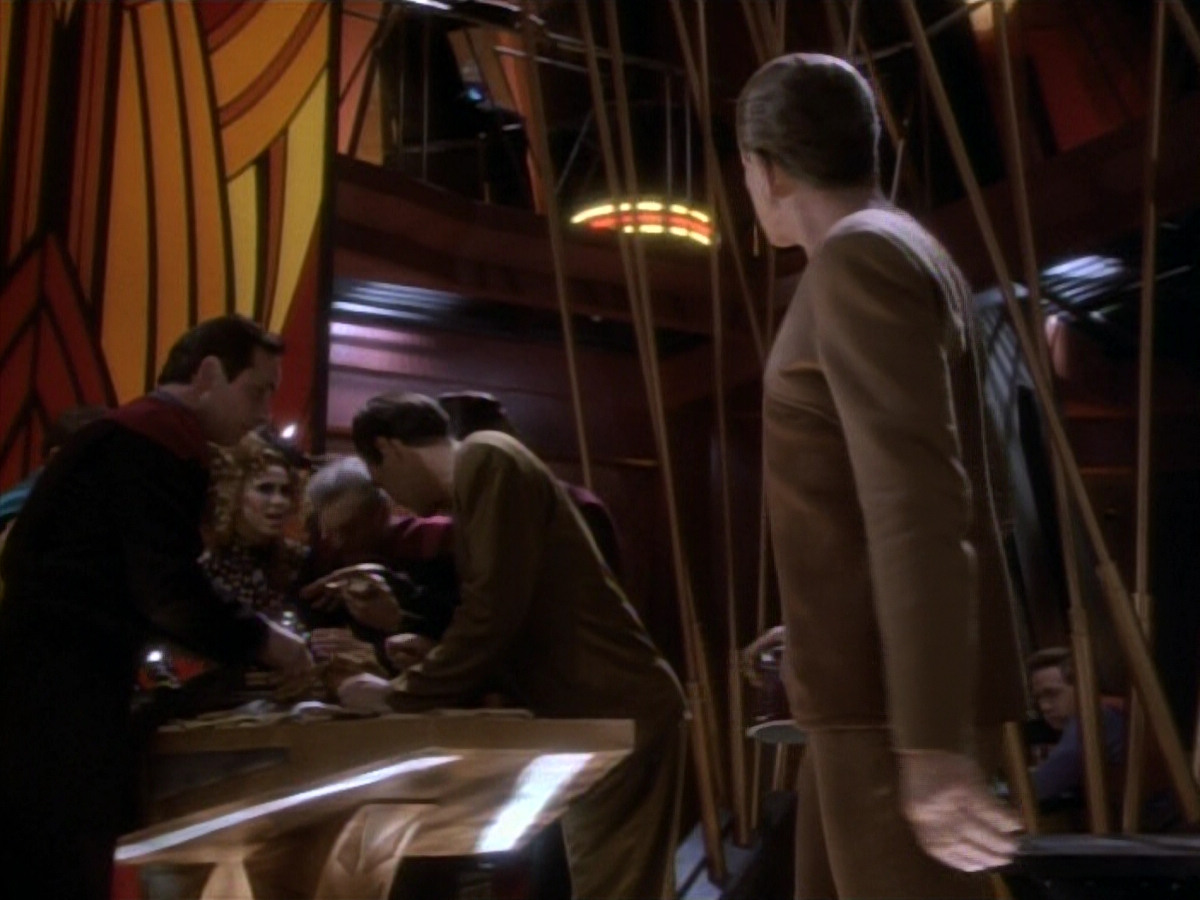 extant_StarTrekDS9_1x16-IfWishesWereHorses_01470.jpg